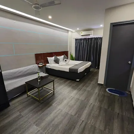 Restel Studio Flats-3