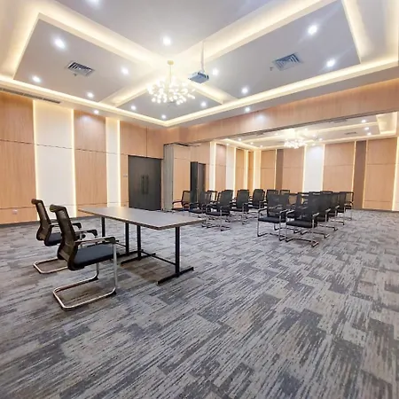 Country Heritage Resort Hotel Surabaya-3