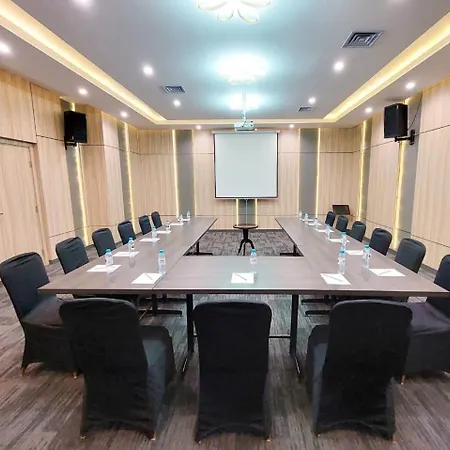 Country Heritage Resort Hotel Surabaya-2