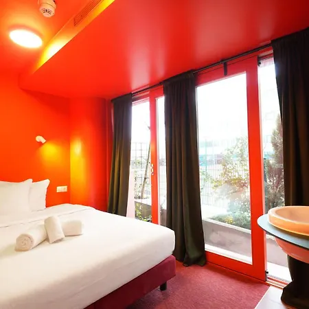 Hotel Not Hotel Rotterdam-2