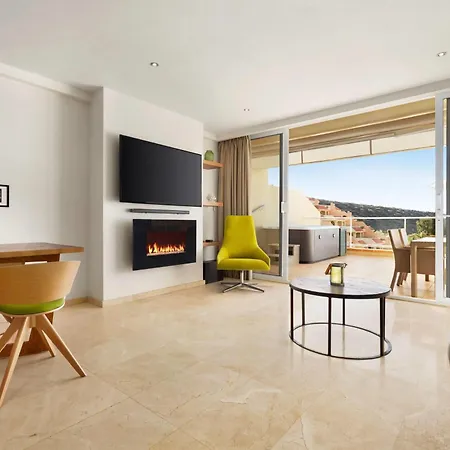 Wyndham Residences Costa Adeje-3