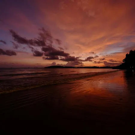 Base Ao Nang Beachfront Party Hostel 18-35 Years Old Only-2