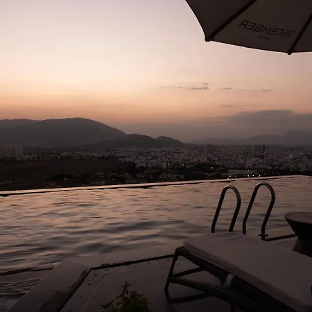 December Hotel-3