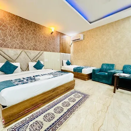 Hotel Grand Galaxy Delhi Unit By Gk Group Near Igi Airport-2