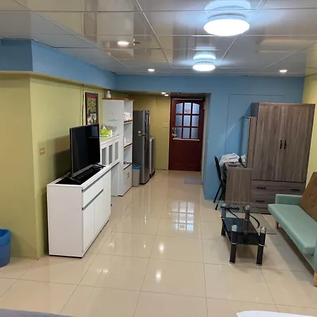 Ez Stay Hotel-3