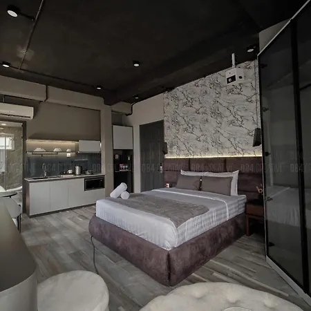 Simmi Signature Hotel & Apartment-3