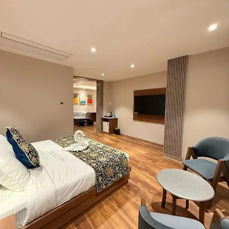 Hotel Vijaydeep Place Near Delhi Airport-2