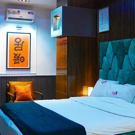 S A Luxury Apartments-3