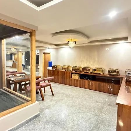 Snow Apple Resort By West Western - Central Heated Room And Air Cooled-2