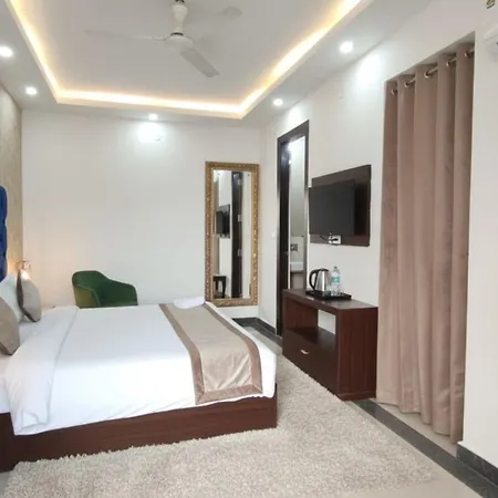 Hotel Tark Plaza New Delhi-3