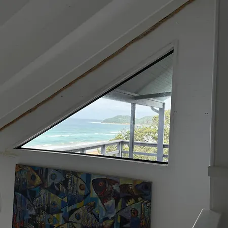 Ponta Beach House-2