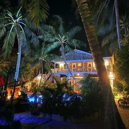 Caye Caulker Boutique Guesthouse 3-2