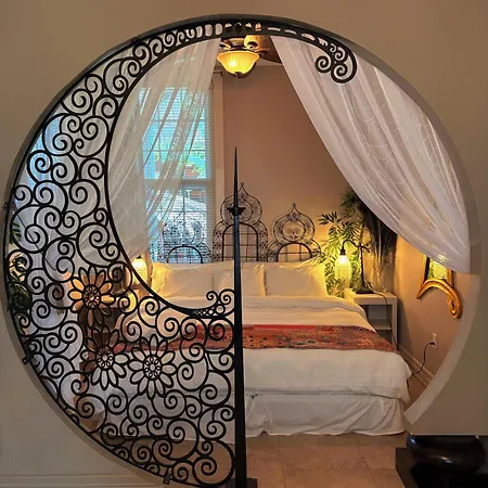 Caye Caulker Boutique Guesthouse 2-3