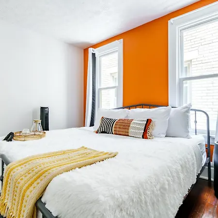 Jungle House Luxury Stays - Columbus Downtown Short North-3