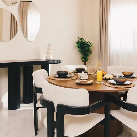 Vida By Elegant Hospitality - Near Malls-3