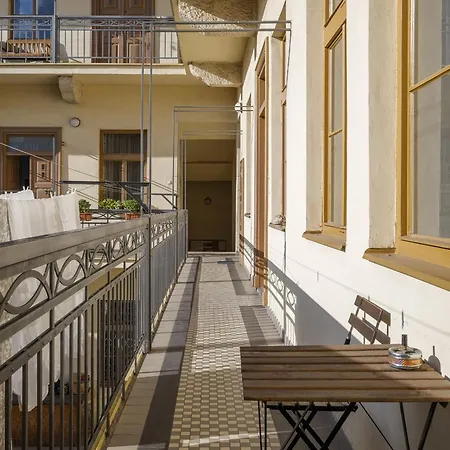 Wellness Apartments Karlin-3