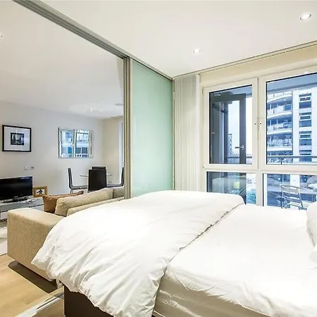 Chelsea Harbour Living-2