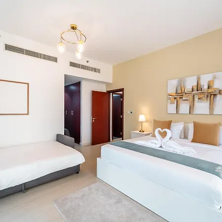 Prime Spacious 5 Plus 1 Bedroom Apt On Jbr Beach Near Metro ,Walk To The Mall, Dining & Entertainment - By Sunkissed Holiday Homes-3