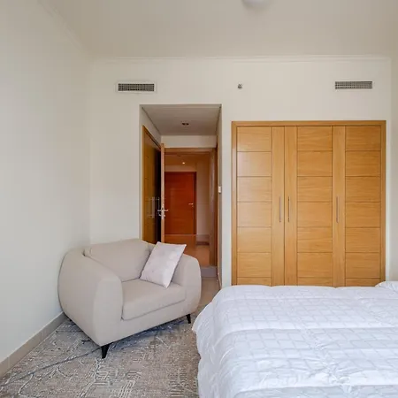2Br Luxury Apartment In Downtown Opposite Mall And Fountain Entrance-3