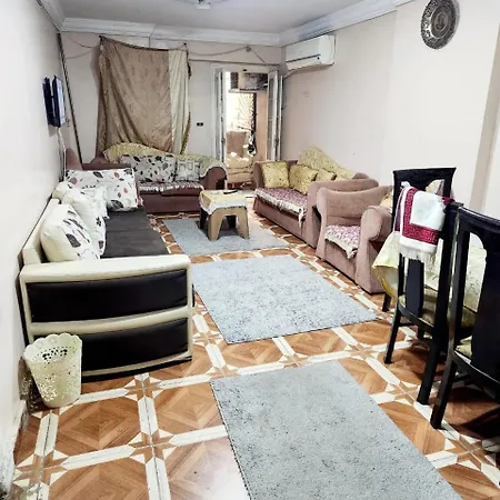 شقة مفروشة ثلاث غرف لك وحدك قريبة من البحر-3
