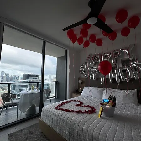 Stylish Downtown Miami Studio Bay Views And Prime Location-3