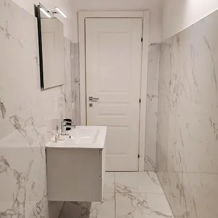 Palazzo Del Buonpastore By Casa Azzurra Apartments-2