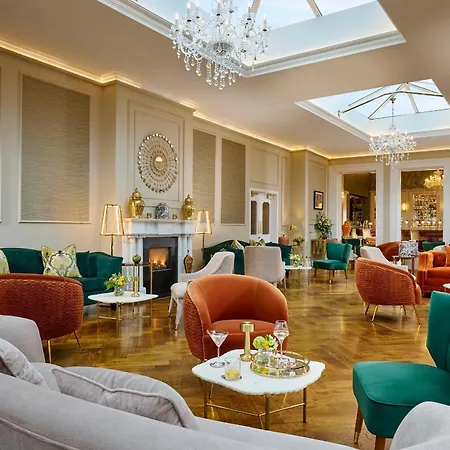 Cork'S Vienna Woods Hotel & Villas-2