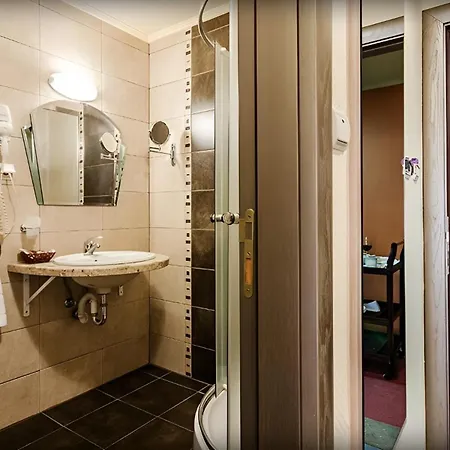 Alliance Hotel-3