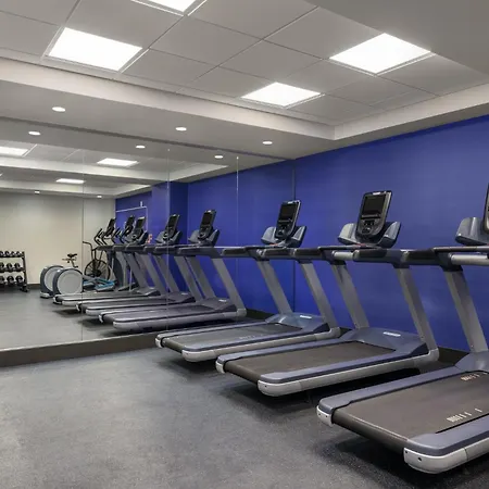 Holiday Inn Express & Suites Phoenix - Midtown, An Ihg Hotel-2