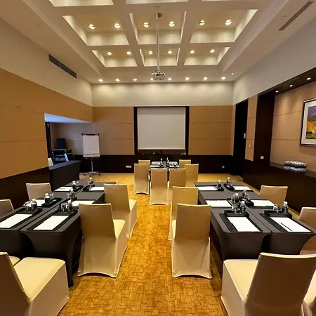 Intercontinental Shanghai Pudong By Ihg-3