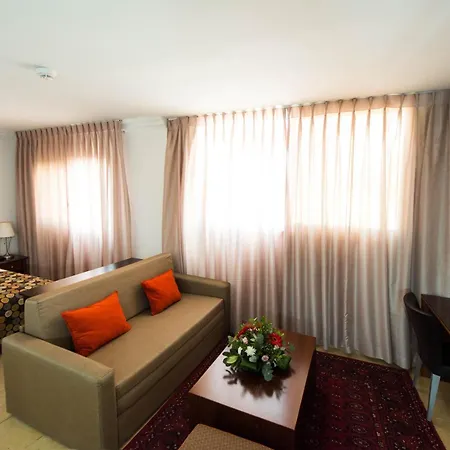 Ramon Suites By Smart Hotels-3
