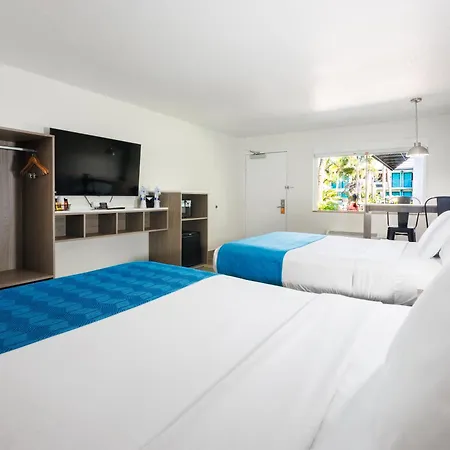 Coco Key Hotel & Water Park Resort-2