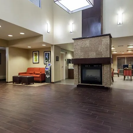 Comfort Suites Tulsa Central-2