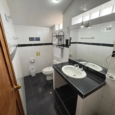 Awki'S Dream Hotel-3