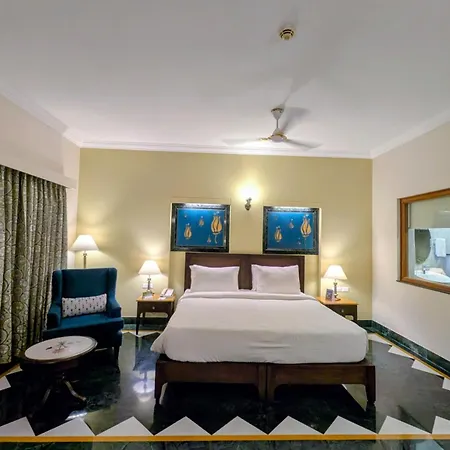 Ramada By Wyndham Udaipur Resort And Spa-2