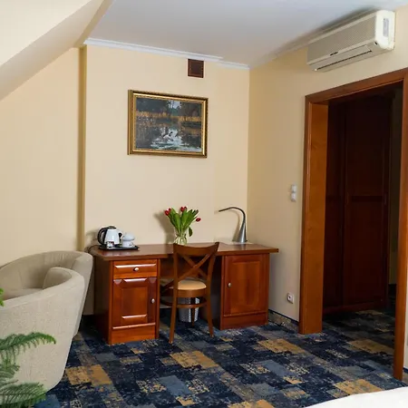 Hotel Hubertus Rzeszow-3