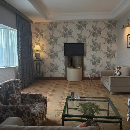 Grand Hotel Europe-3