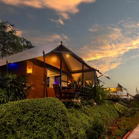 Della Resorts-3
