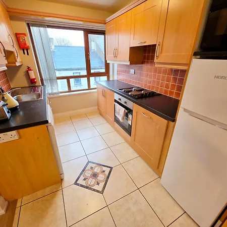 Donegan Court Aparthotel-3