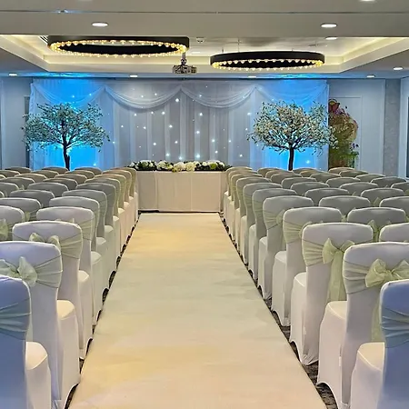 Holiday Inn Manchester - City Centre By Ihg-2