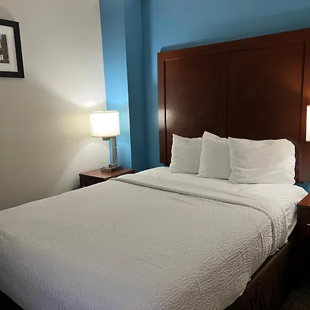 Days Inn By Wyndham Brooklyn Marine Park-2