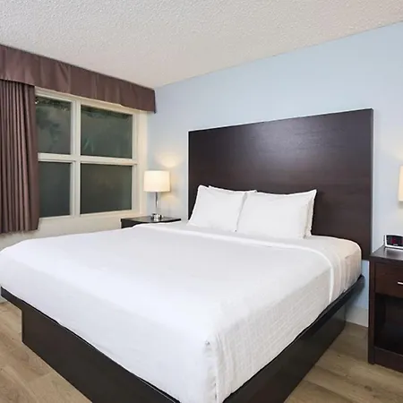 Canad Inns Destination Centre Windsor Park-3