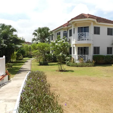 Pipers Cove Resort-3