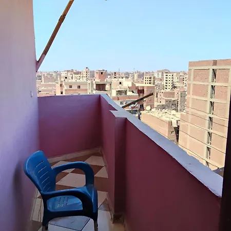 شقه مفروشه جميله جدا بموقع متميز 6-2