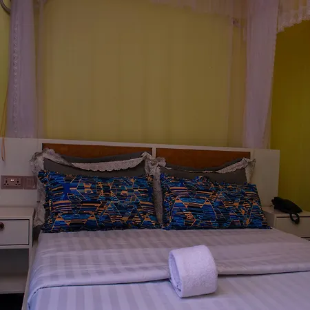 Meltonia Luxury Inn-3