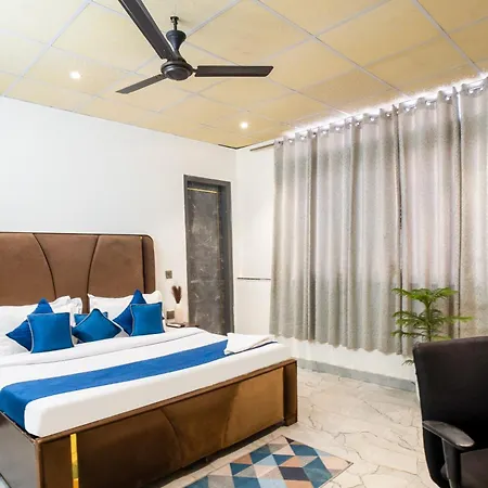 Bnb Sakura , Golf Course Road-3