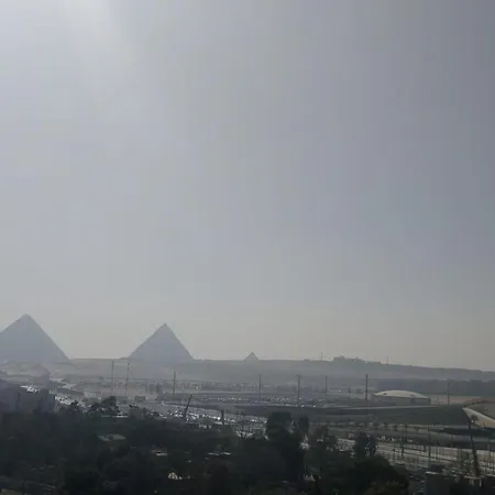 Grand Pyramids Museum View Inn-2