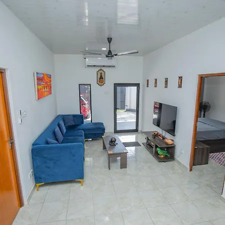 Gone4Coastal - Shared Home Ac And Non Ac Rooms-2