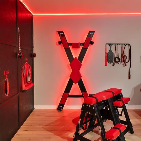 Red X Loft Private Adults Only Apartment Bdsm-3