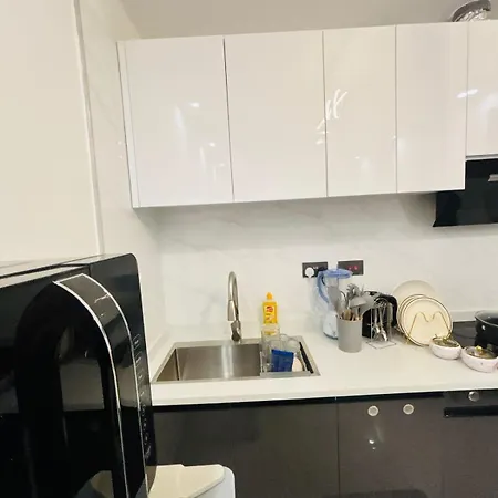 Meteor Garden Kilimani Private Apartment-3